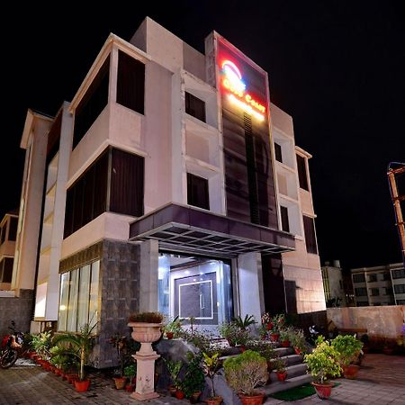 Gold Coast Beach Resort Puri Exteriör bild