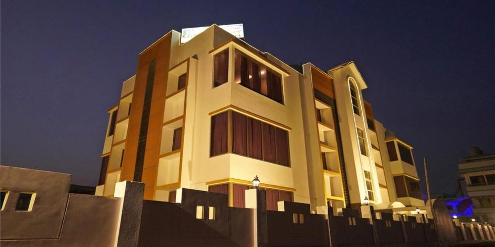 Gold Coast Beach Resort Puri Exteriör bild